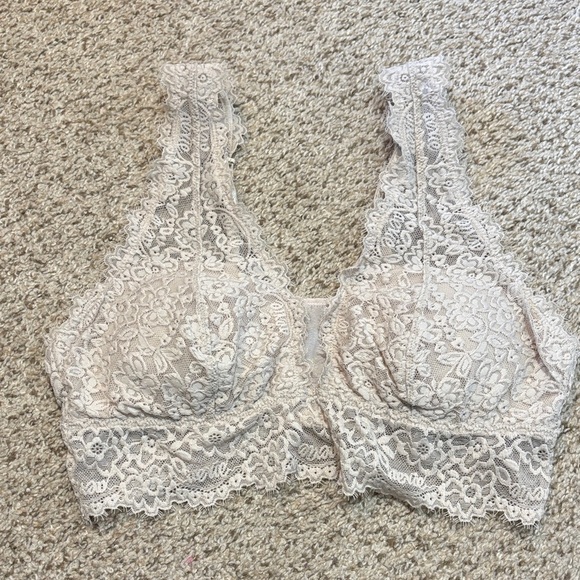 aerie Other - Aerie Lace Convertible Adjustable Bra Size Medium | Lacey | feminine | boho |
